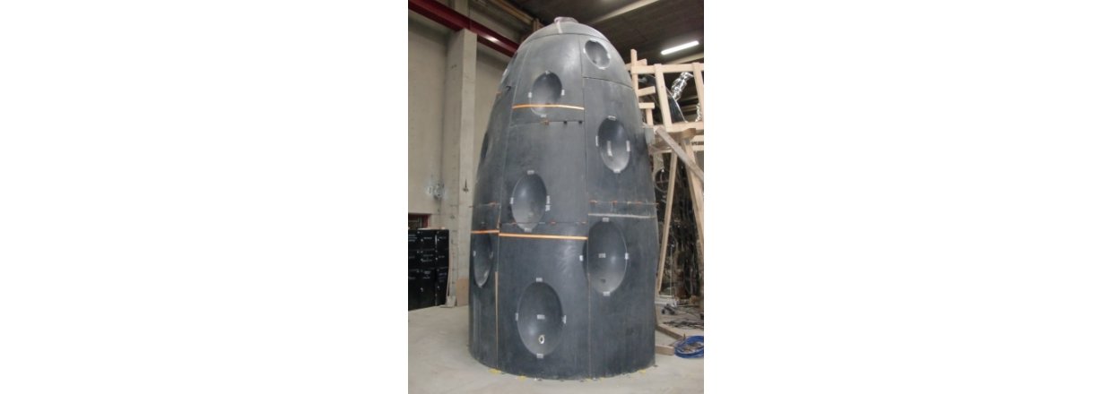 Opstning af Bjrn Nrgaard skulptur 