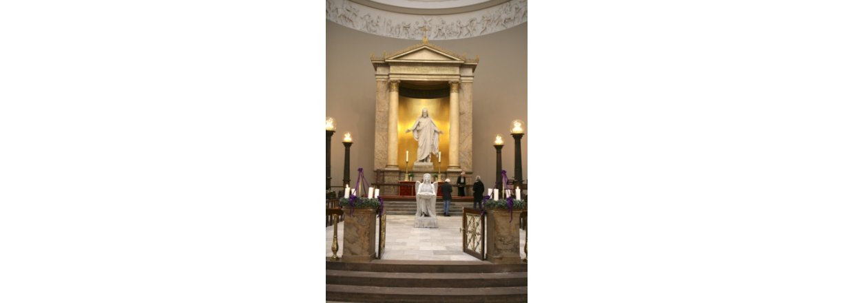 Afslring af den nye Kong David statue ved Vor Frue Kirke frste sndag i advent.