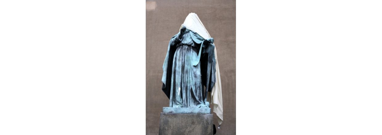 Afslring af den nye Kong David statue ved Vor Frue Kirke frste sndag i advent.