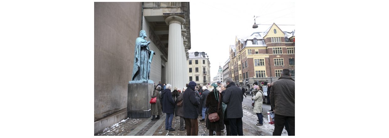 Afslring af den nye Kong David statue ved Vor Frue Kirke frste sndag i advent.