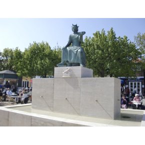 Ejnar Utzon-Frank, nyghugning af springvand, Helsing�rs Axeltorv