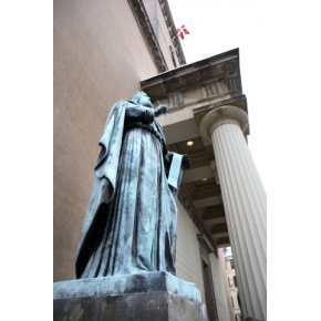 Den nye Kong David statue